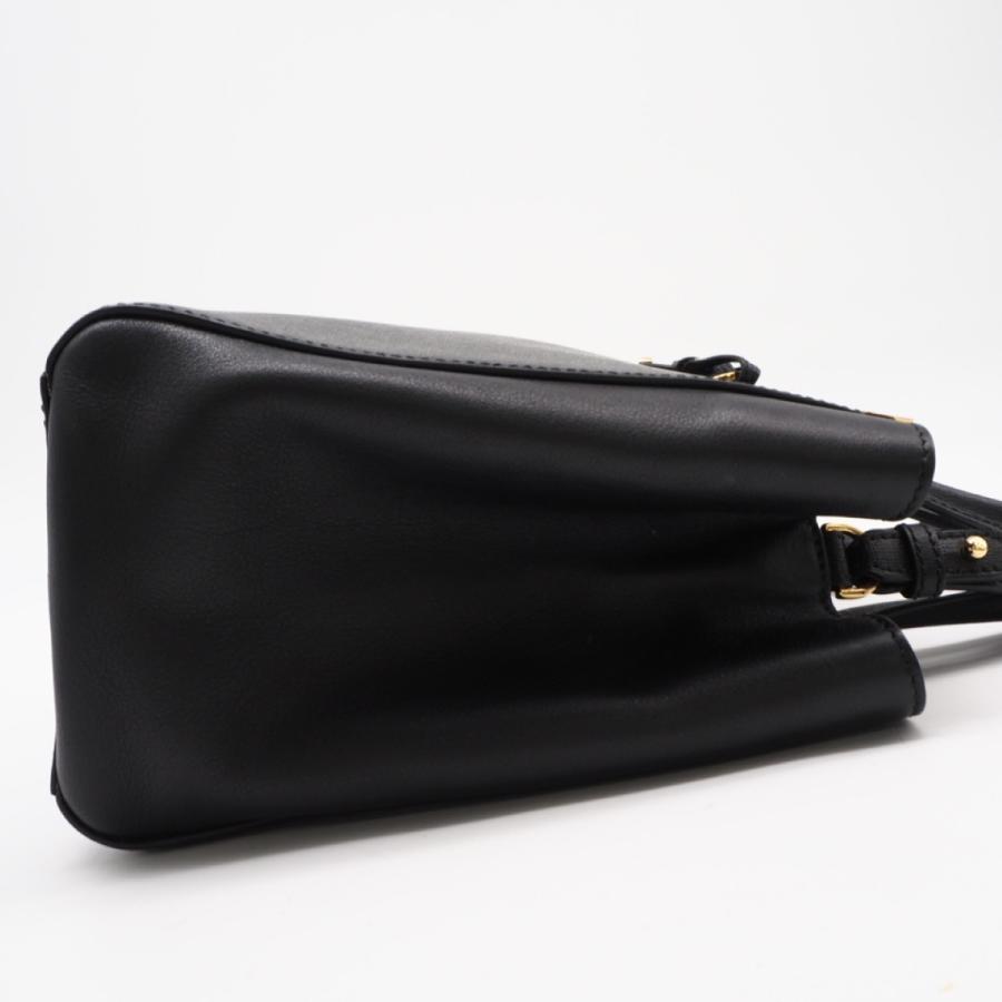 ★3日以内返品可★ 美品 FENDI フェンディ レザー プチトゥージュール 8BH253 2wayハンドバッグ ブラック
