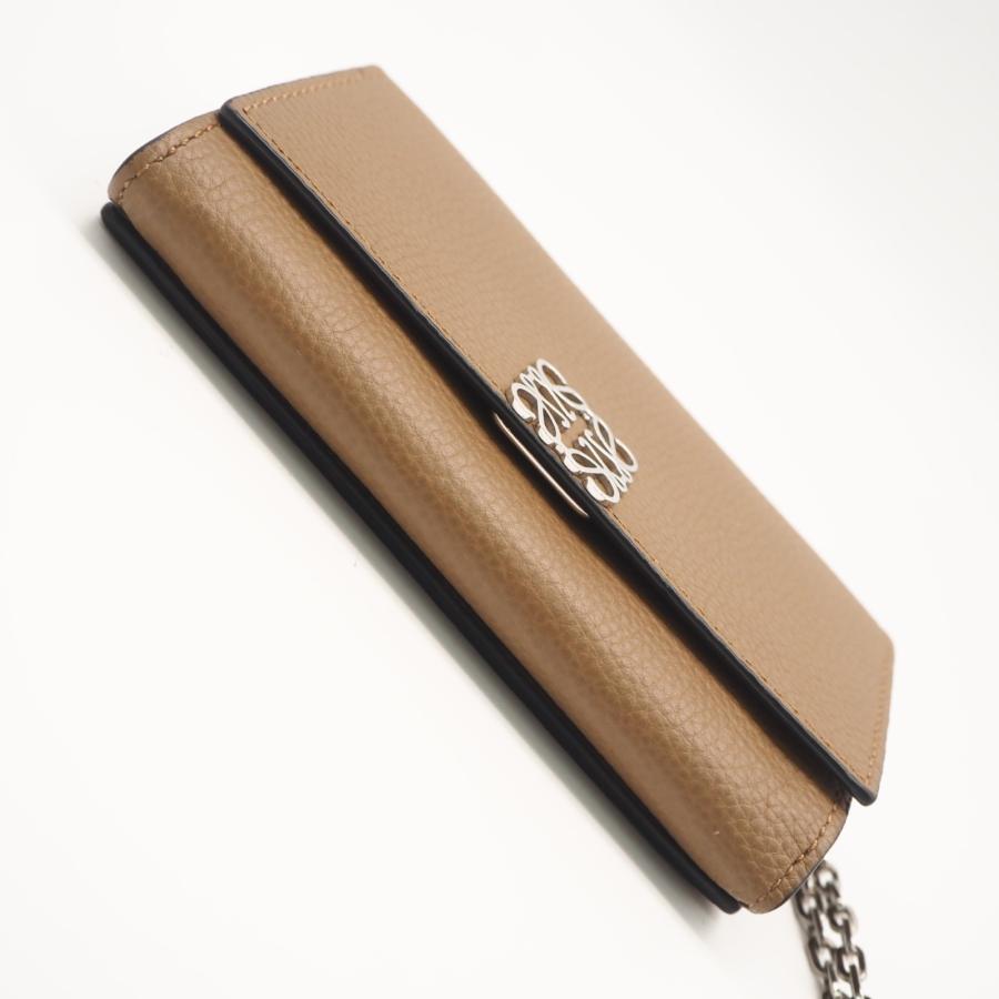 LOEWE（ロエベ） ☆3日以内返品可☆ 美品 アナグラム レザー チェーン