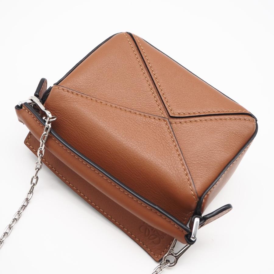 ★3日以内返品可★ 極美品 LOEWE ロエベ カーフスキン PUZZLE EDGE MINI タン A510P88X26の画像