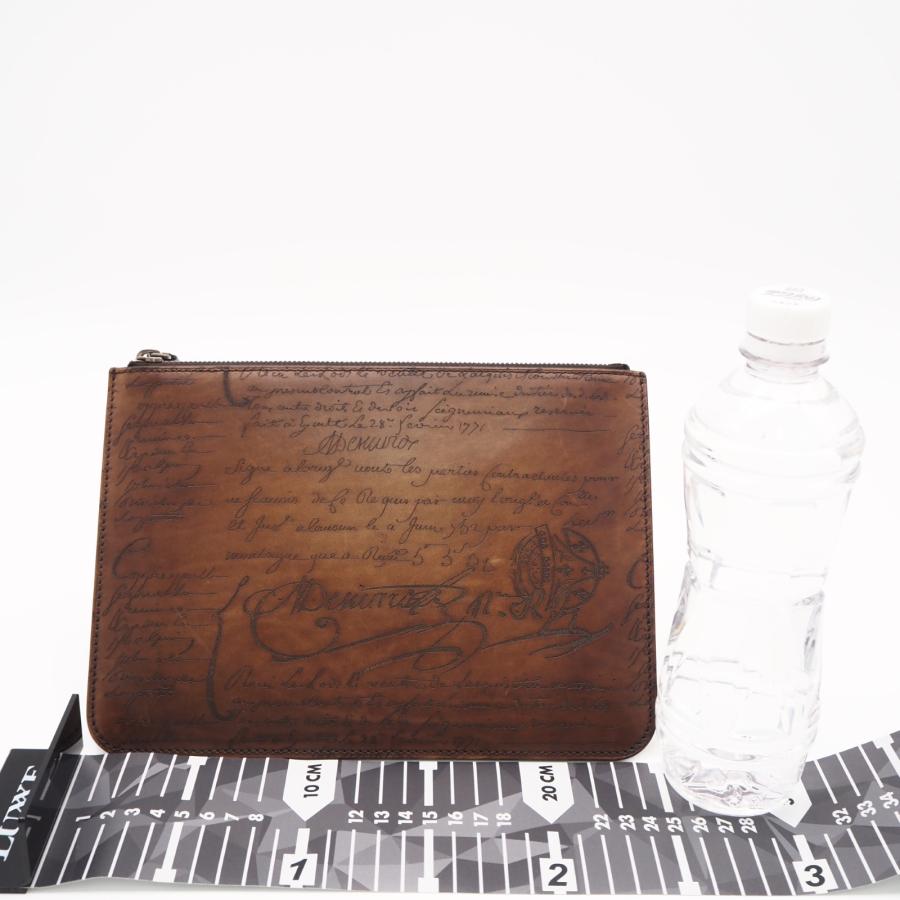 ★3日以内返品可★ 極美品 Berluti ベルルッティ ヴェネチアレザー カリグラフィ クラッチバッグ - クラッチバッグ ブラウン ブルー ブラック カーフレザー メンズ ☆3日以内返品可☆ 極美品 Berluti ベルルッティ ヴェネチアレザー