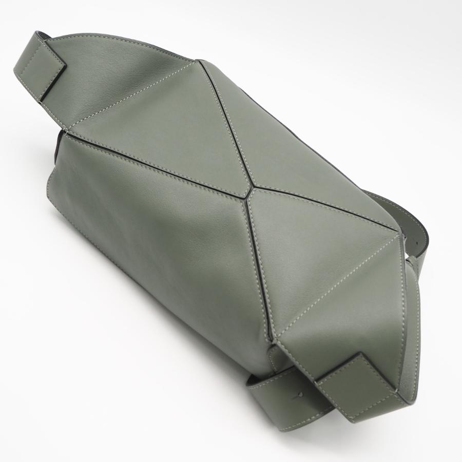 LOEWE（ロエベ） ☆3日以内返品可☆ 美品 パズル バムバッグ スモール