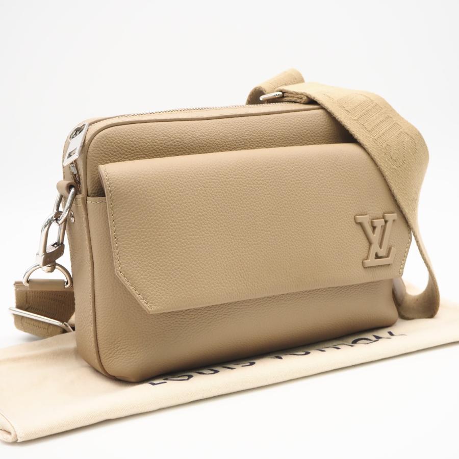 LOUIS VUITTON（ルイ・ヴィトン） ☆3日以内返品可☆ 美品 LV