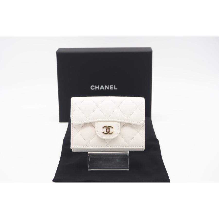 ★3日以内返品可★ 美品 CHANEL シャネル キャビアスキン マトラッセ クラシック コンパクトウォレット AP0230 | CHANEL