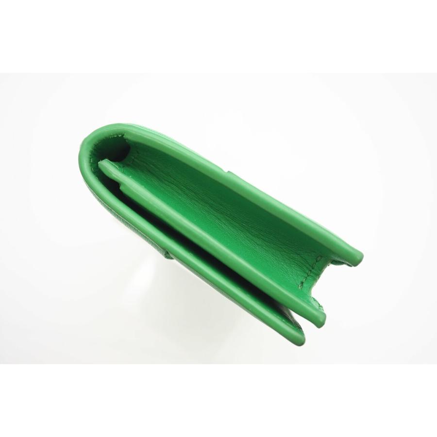 ★3日以内返品可★ 美品 BOTTEGAVENETA ボッテガヴェネタ マキシイントレチャート カセット レザー カードケース |  | 07