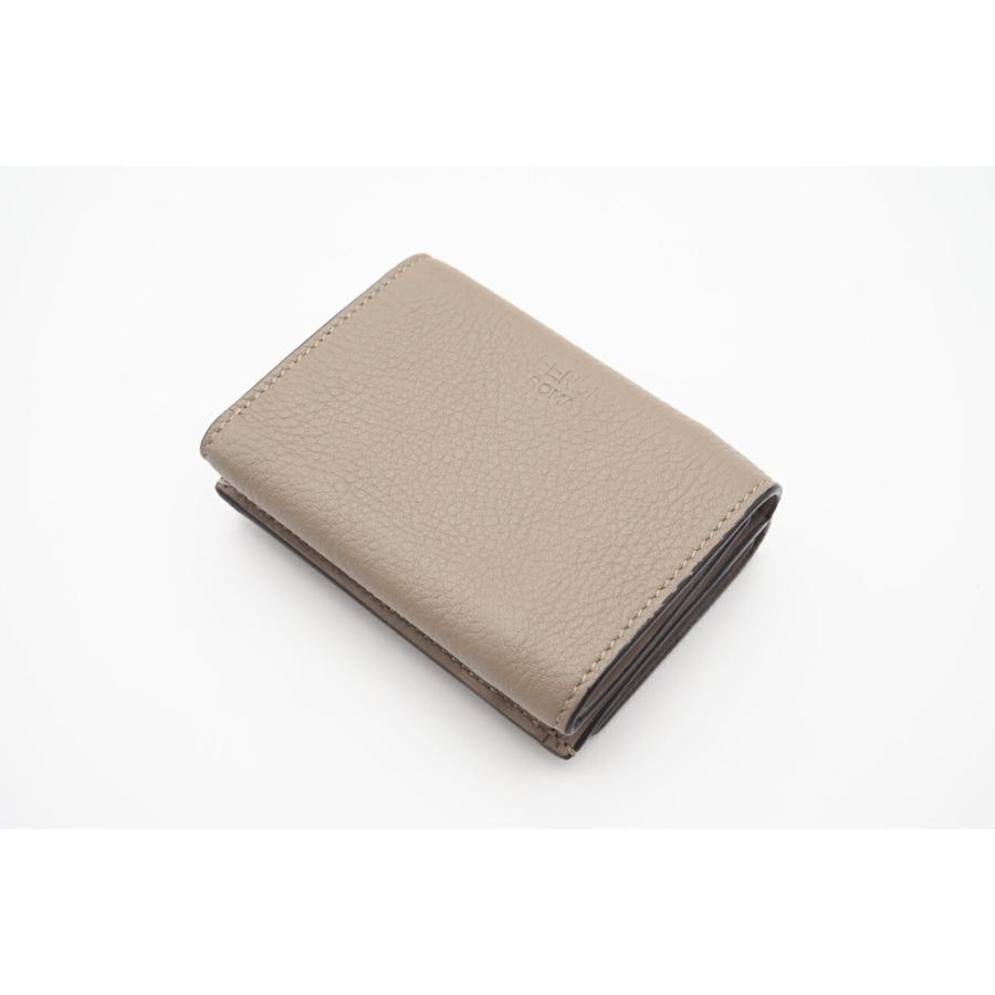 ★3日以内返品可★ 美品 FENDI フェンディ ピーカブー カーフレザー 三つ折り財布 8M0426 三つ折り財布 グレージュ | FENDI | 03