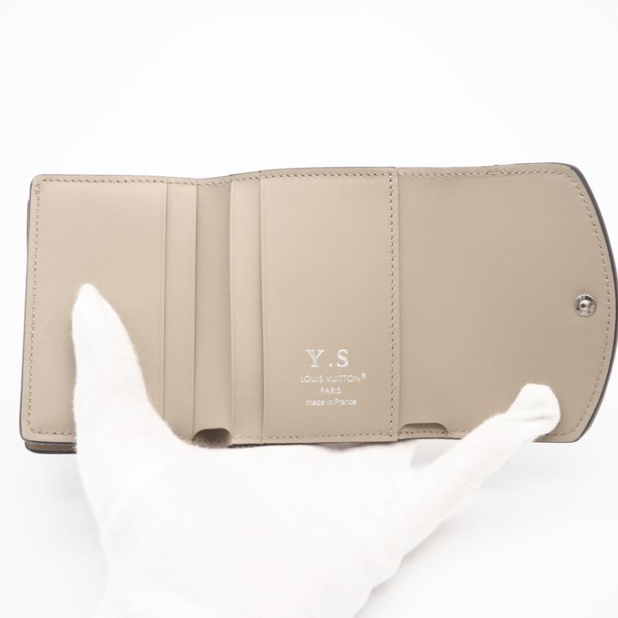 LOUIS VUITTON（ルイ・ヴィトン） ☆3日以内返品可☆ 未使用 マヒナ