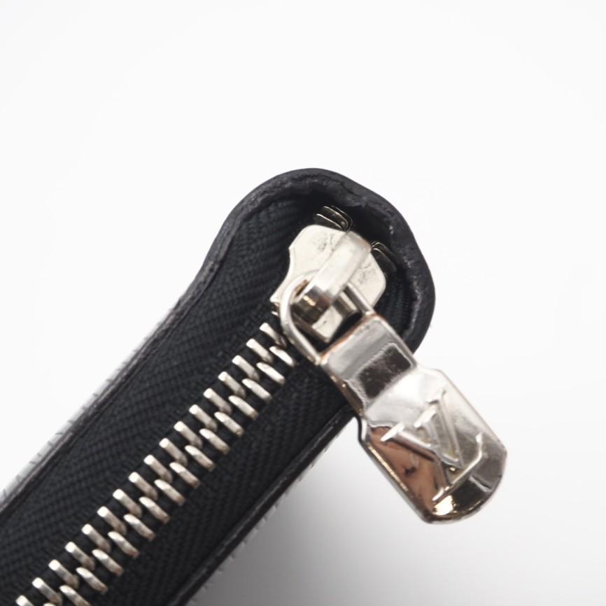 LOUIS VUITTON（ルイ・ヴィトン） ☆3日以内返品可☆ 美品 エピ
