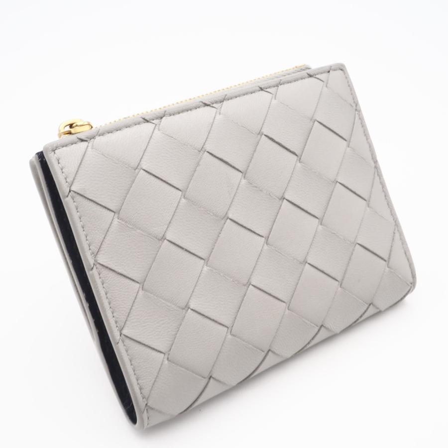 ★3日以内返品可★ 美品 BOTTEGAVENETA ボッテガヴェネタ イントレチャート中 レザー 二つ折り財布 749940 | 