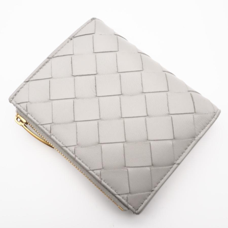 ★3日以内返品可★ 美品 BOTTEGAVENETA ボッテガヴェネタ イントレチャート中 レザー 二つ折り財布 749940 |  | 02