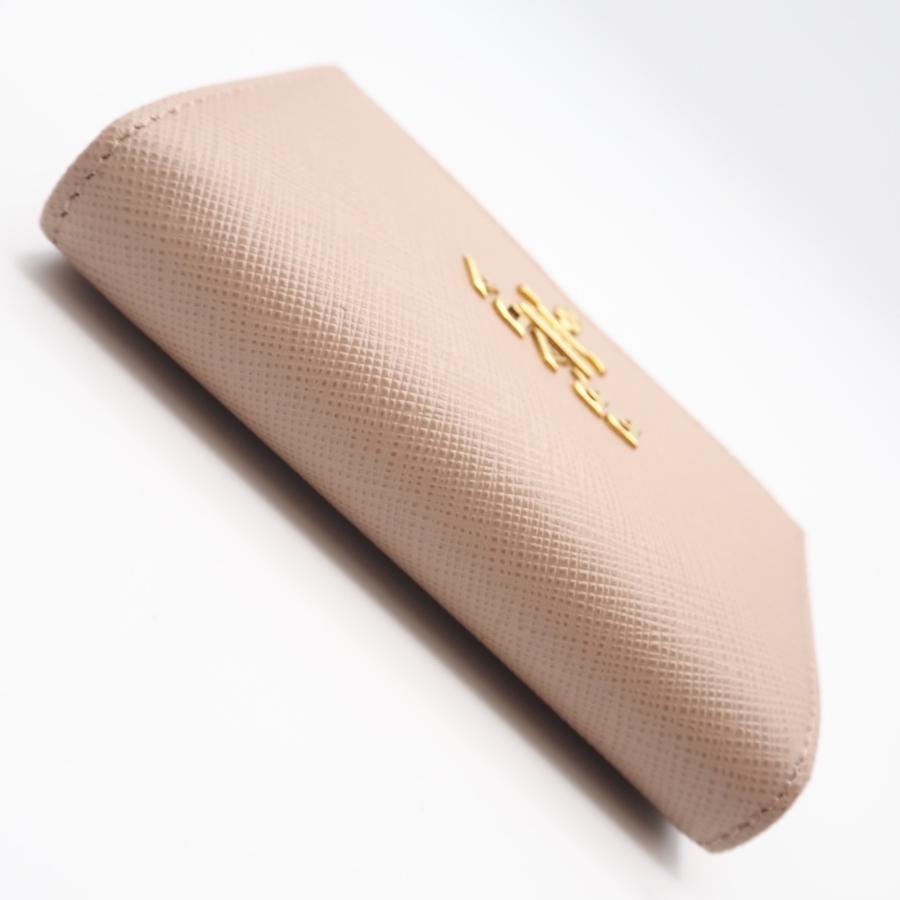 PRADA（プラダ） ☆3日以内返品可☆ 極美品 サフィアーノ レザー