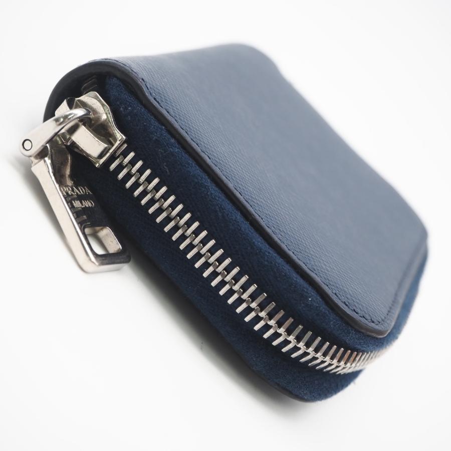 PRADA（プラダ） ☆3日以内返品可☆ 美品 サフィアーノ トライアングル
