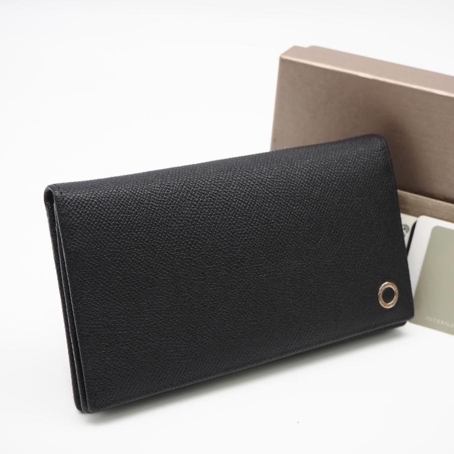 BVLGARI（ブルガリ） ☆3日以内返品可☆ 美品 マン 二つ折り長財布