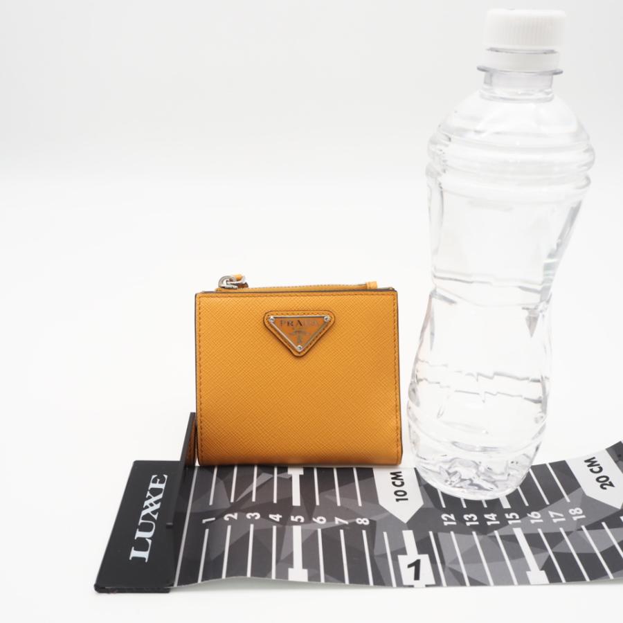 ★3日以内返品可★ 未使用 PRADA プラダ サフィアーノ トライアングル 財布 アンバー 2ML049 二つ折り財布 | PRADA | 03