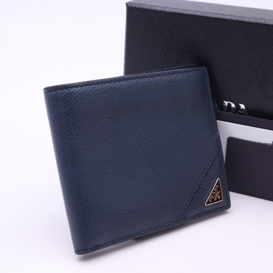 PRADA（プラダ） ☆3日以内返品可☆ ヴィッテロダイノ トライアングル