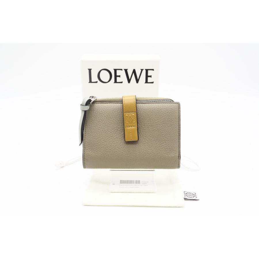 ☆安心の3大保証☆ ABランク ≪LOEWEロエベ/二つ折り財布≫ C660P30X01 