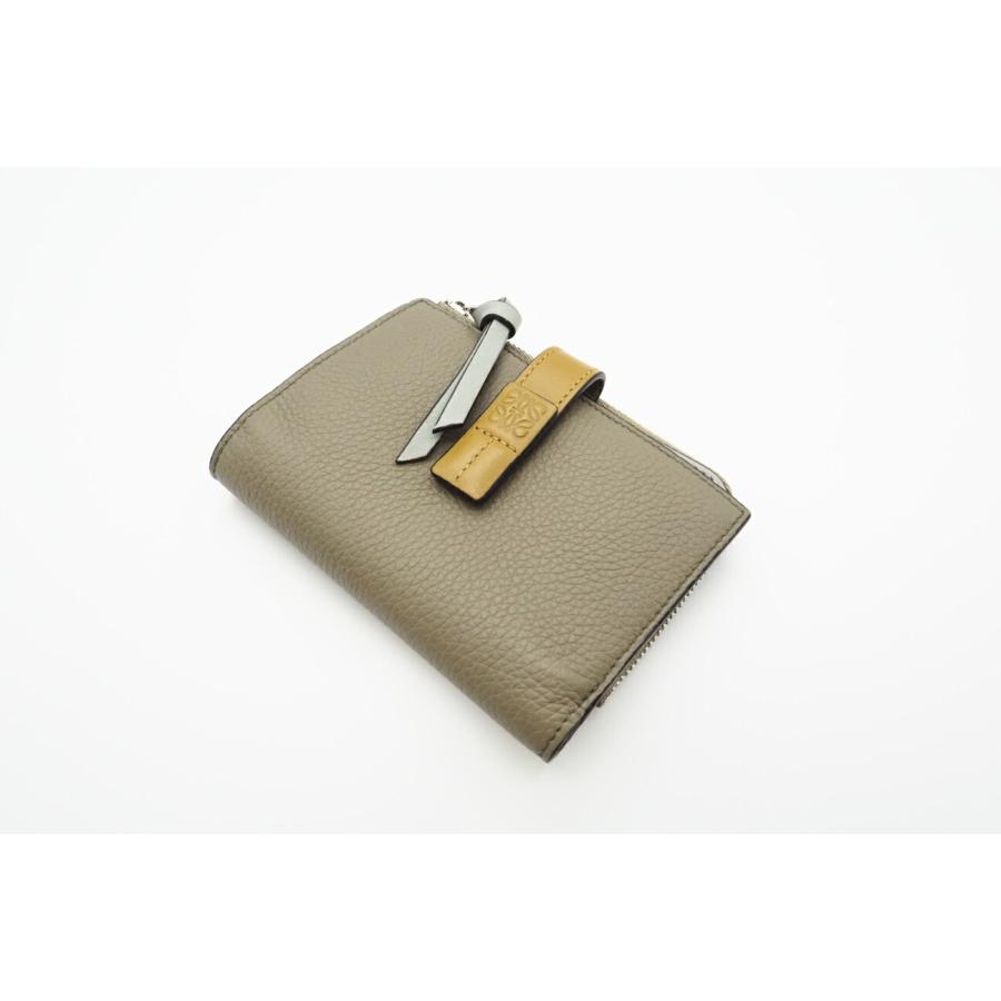 ☆安心の3大保証☆ ABランク ≪LOEWEロエベ/二つ折り財布≫ C660P30X01 