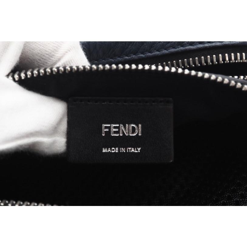 ☆安心の3大保証☆ Bランク ≪FENDI フェンディ/ボディバッグ≫ 7VA446 