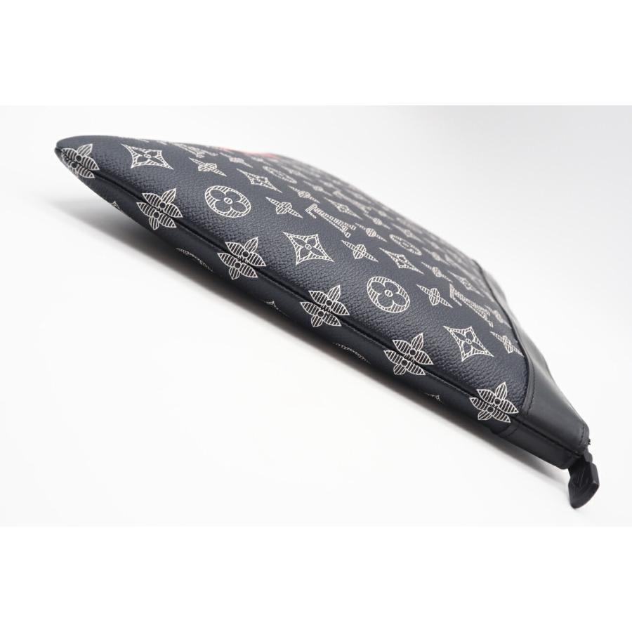 ☆安心の3大保証☆ ABランク ≪LOUIS VUITTON ルイ ヴィトン/クラッチバッグ≫ M62905 モノグラムインク アップサイドダウン ポシェットアポロ ネイビー LOUIS VUITTON（ルイ・ヴィトン） ☆安心の3大保証☆ ABランク ≪LOUIS