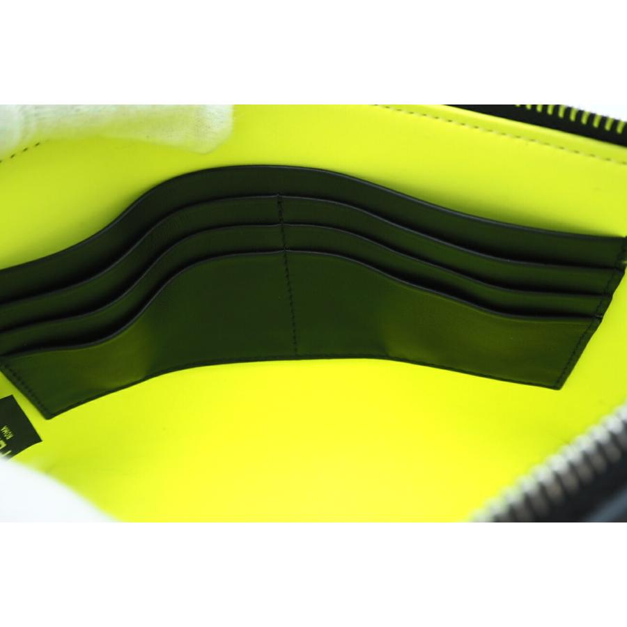 ☆安心の3大保証☆ ABランク ≪FENDI フェンディ/クラッチバッグ