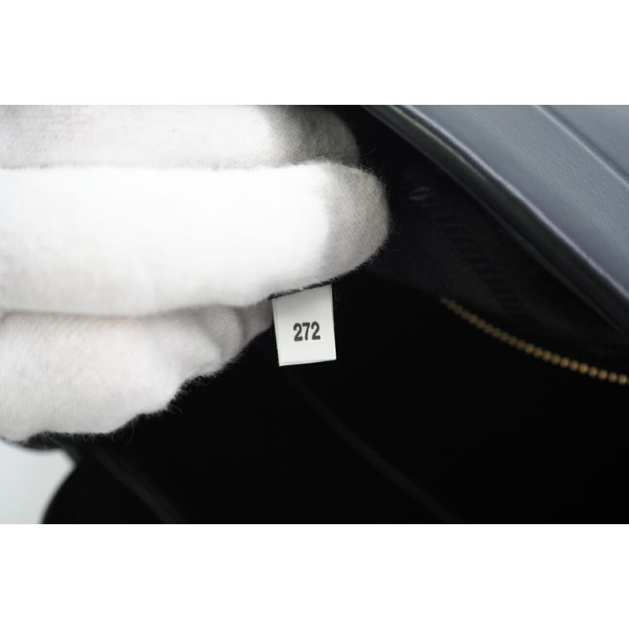 PRADA（プラダ） ☆3日以内返品可☆ 1BA379 メタルロゴ シンボルトップ