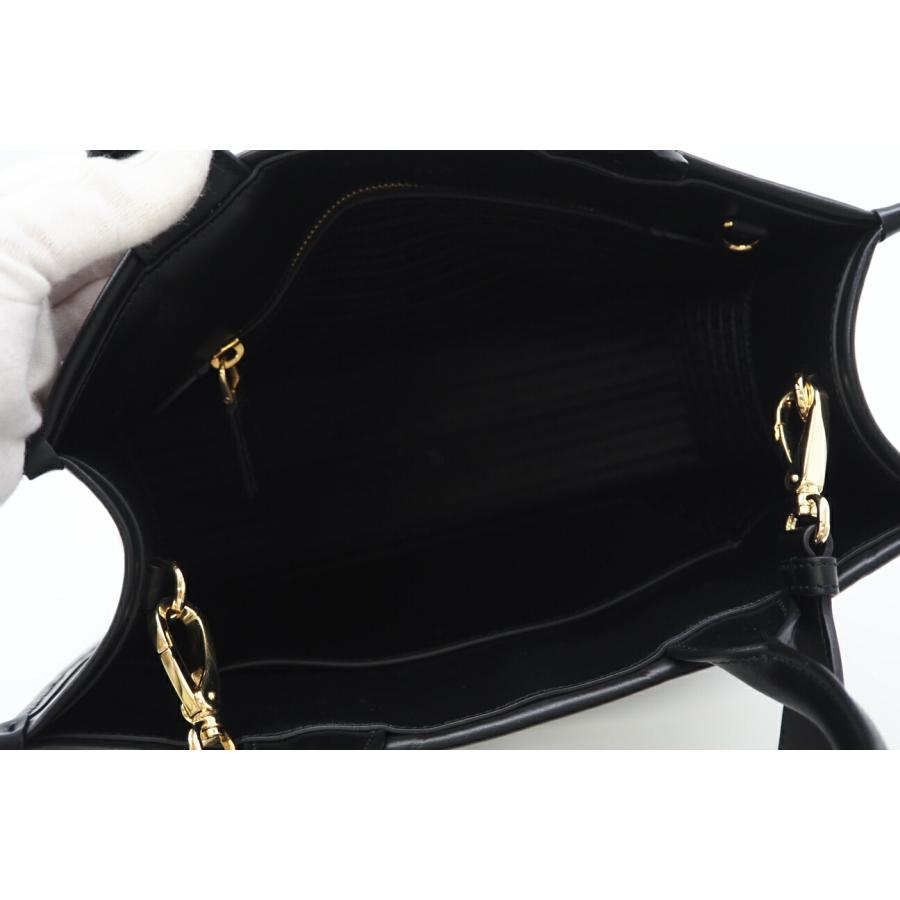 PRADA（プラダ） ☆3日以内返品可☆ 1BA379 メタルロゴ シンボルトップ