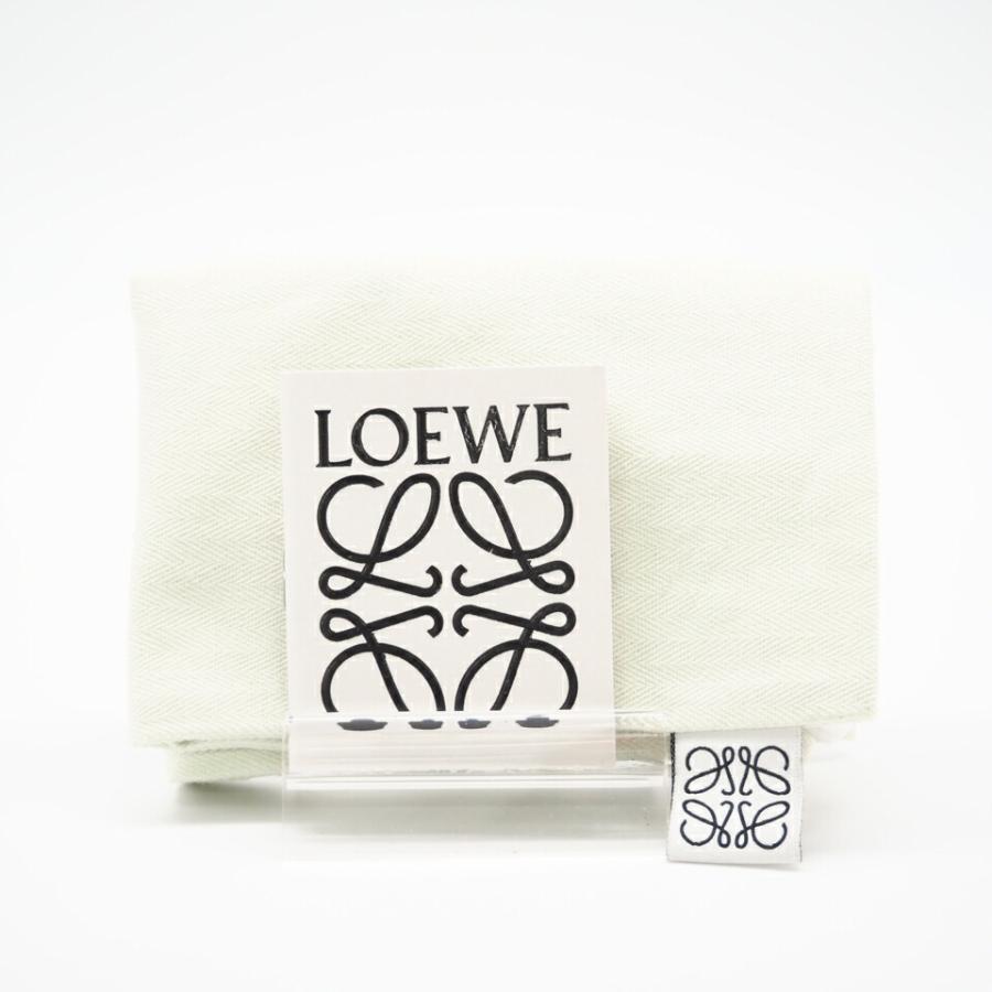 LOEWE（ロエベ） ☆3日以内返品可☆ C623B02X10 クラシックカーフ