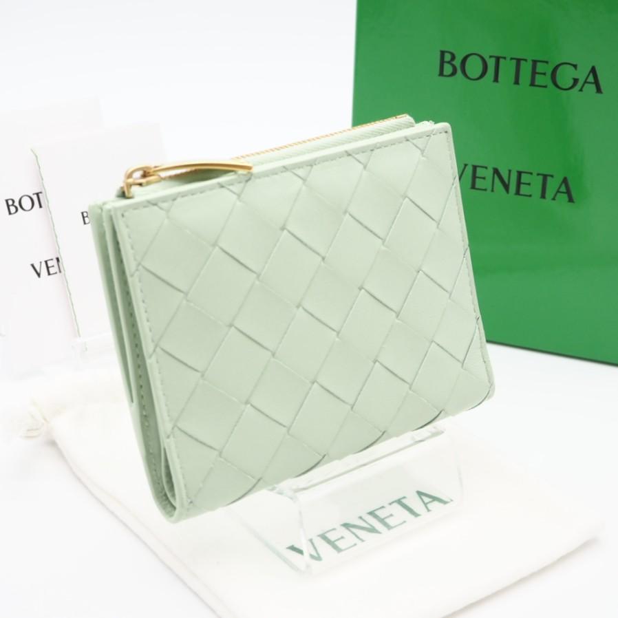 ★3日以内返品可★ BOTTEGA VENETA ボッテガ ヴェネタ 742330VCPP3 イントレチャート ライトグリーン 二つ折り財布 極美品 ☆3日以内返品可☆ BOTTEGA VENETA ボッテガ ヴェネタ 742330VCPP3