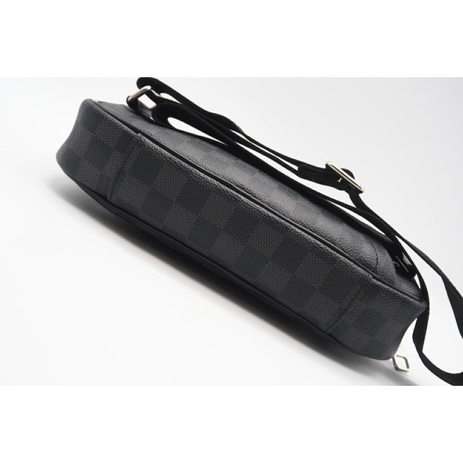 ☆安心の3大保証☆ Bランク ≪LOUIS VUITTON ルイ ヴィトン/ボディバッグ≫ N41289 ダミエ グラフィット アンブレール グレー ブラック 送料無料 LOUIS VUITTON（ルイ・ヴィトン） ☆安心の3大保証☆ Bランク ≪LOUIS