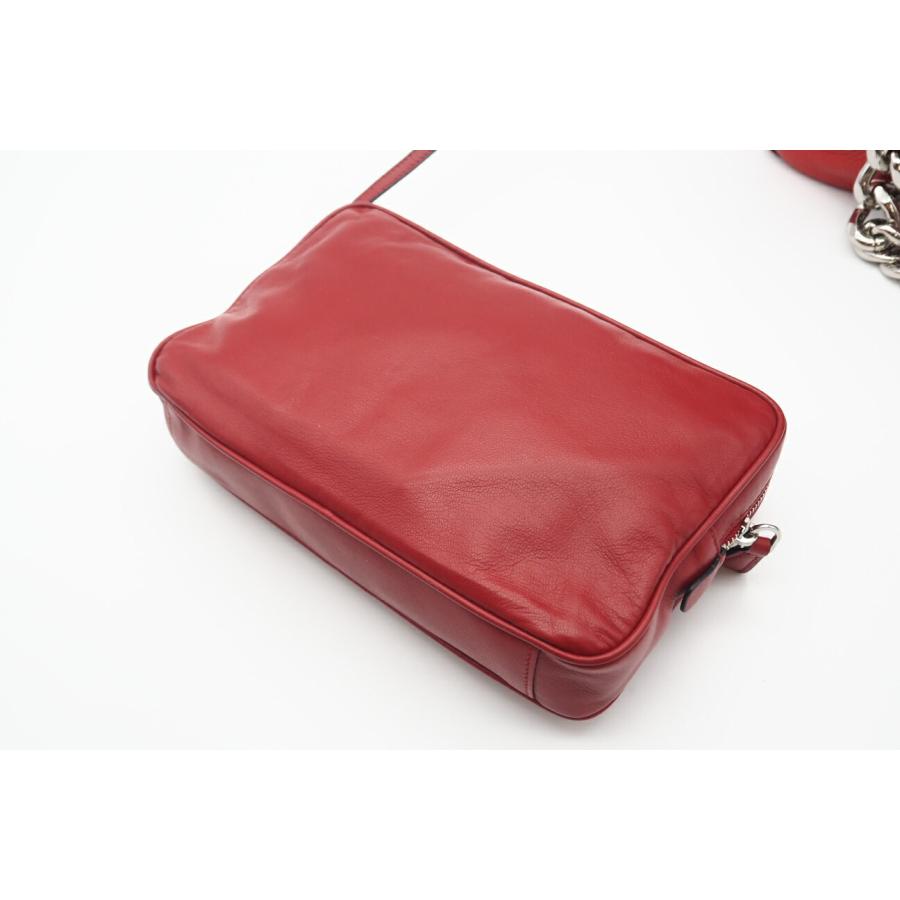 PRADA バッグ パンチング レザー チェーントートバッグ レッド PRADA バッグ パンチング レザー チェーントートバッグ レッド