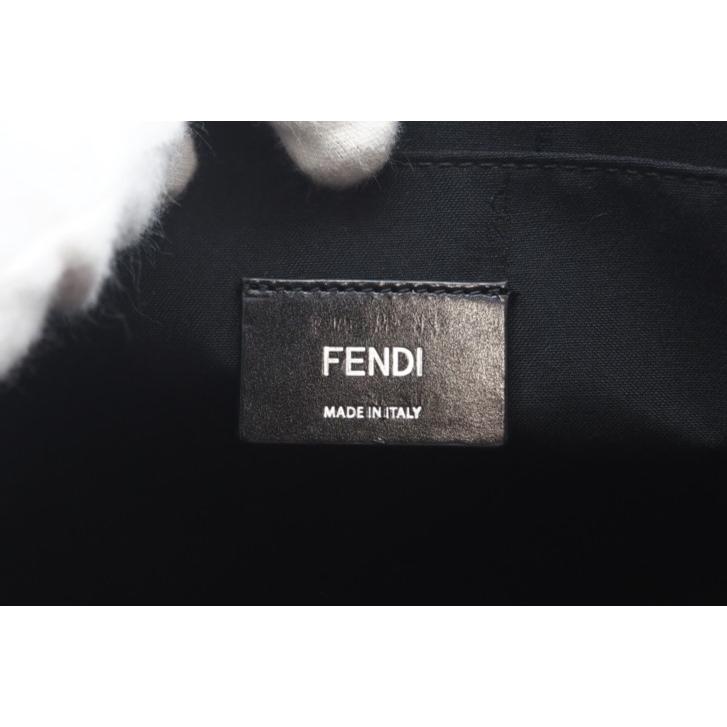 ☆安心の3大保証☆ ABランク ≪FENDI フェンディ/クラッチバッグ 