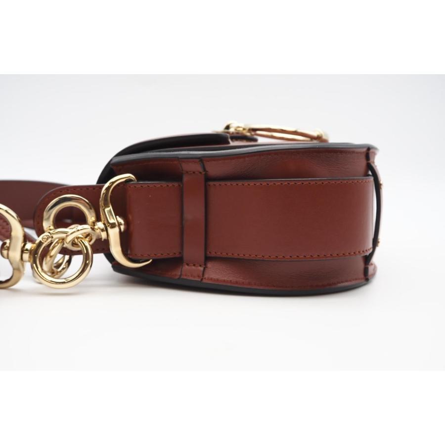 ★3日以内返品可★ Chloe クロエ CHC22SS153G3127S シャイニー＆スエードレザー製 Tessスモールバッグ Sepia Brown ブラウン バッグ ☆3日以内返品可☆ Chloe クロエ CHC22SS153G3127S シャイニー