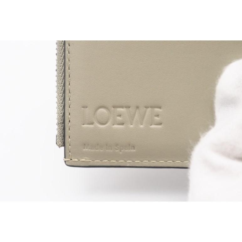 ☆安心の3大保証☆ Bランク ≪LOEWE ロエベ/三つ折り財布≫ C499S97X04 