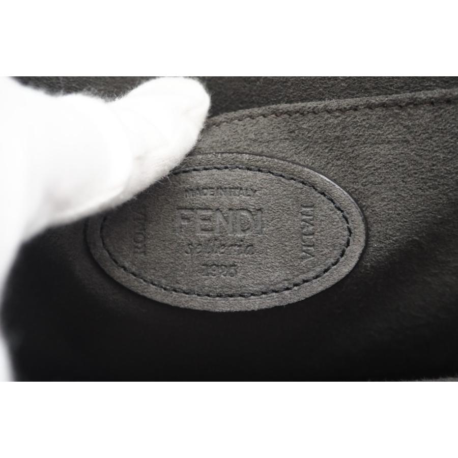 ☆安心の3大保証☆ ABランク ≪FENDI フェンディ/ショルダーバッグ