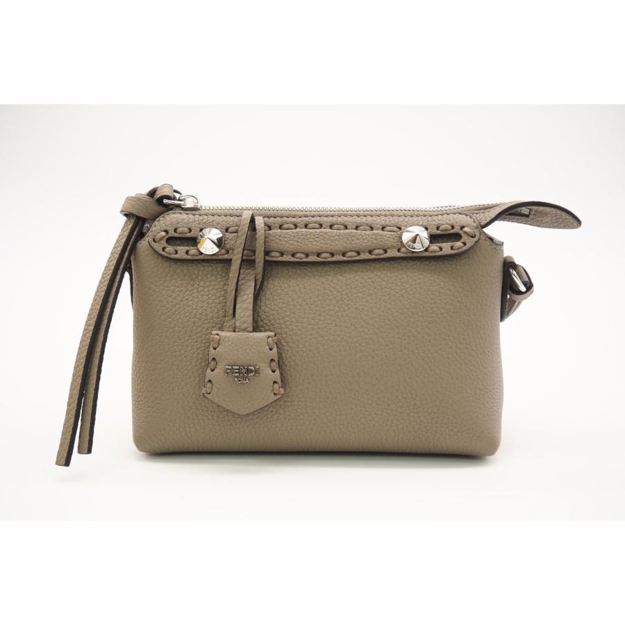 ☆安心の3大保証☆ Aランク ≪FENDI フェンディ/2WAYバッグ≫ 8BL135