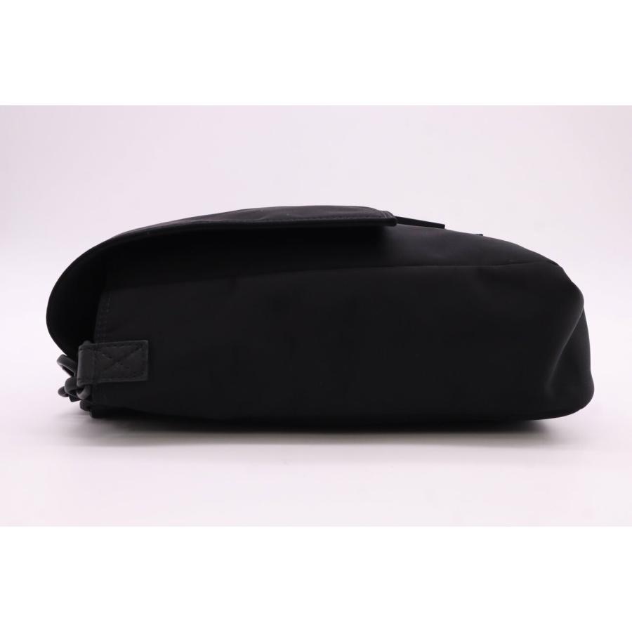美品【FENDI】メッセンジャーバッグ　ナイロン　ブラック　ポーチ付き 楽天市場】【バッグ】FENDI フェンディ ショルダーバッグ ワン