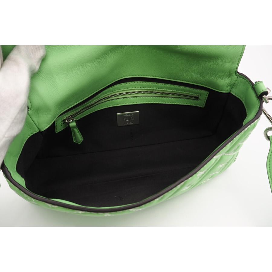 ☆安心の3大保証☆ Aランク ≪FENDI フェンディ/2WAYバッグ≫ 8BR600 ズッカ マンマバケット ミニ レザー ショルダー グリーン 極美品 送料無料 FENDI（フェンディ） ☆安心の3大保証☆ Aランク ≪FENDI フェンディ