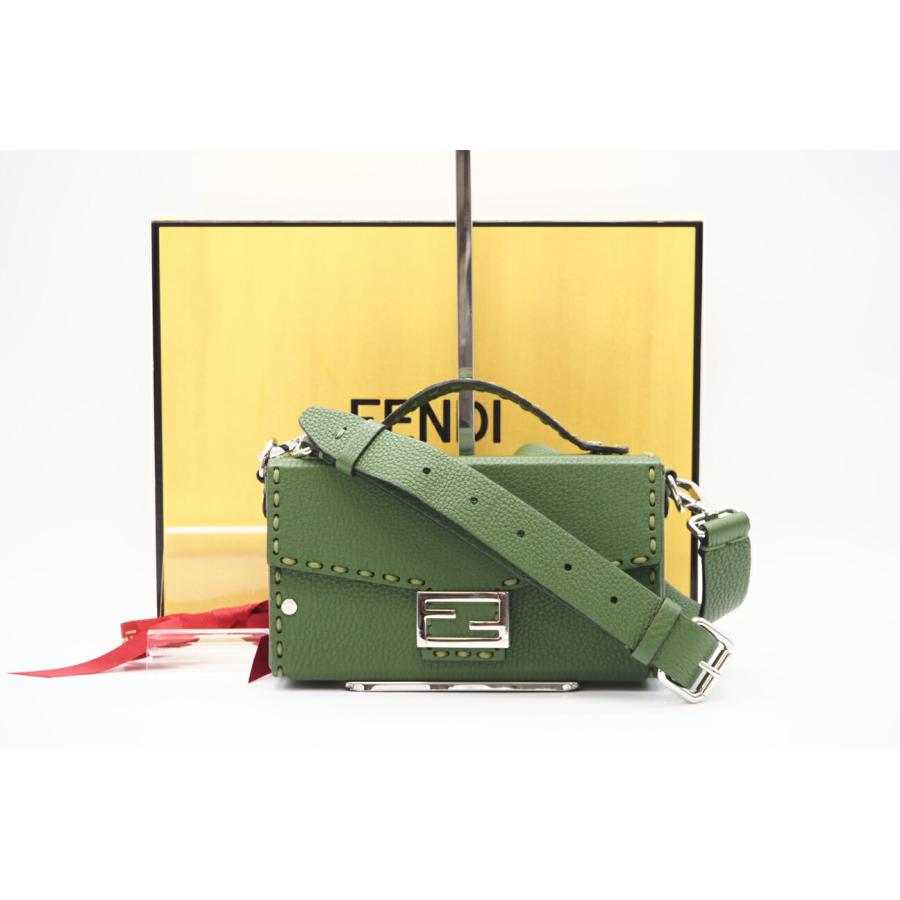 ★３日以内返品可★ FENDI フェンディ 7VA565 セレリア ソフトトランク バゲット グリーン バッグ FENDI（フェンディ） ☆3日以内返品可☆ 7VA565 セレリア ソフト