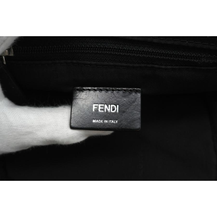 ☆安心の3大保証☆ Bランク ≪FENDI フェンディ/ボディバッグ≫ 7VZ033
