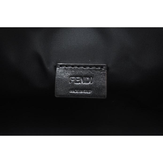 ☆安心の3大保証☆ Aランク ≪FENDI フェンディ/セカンドバッグ