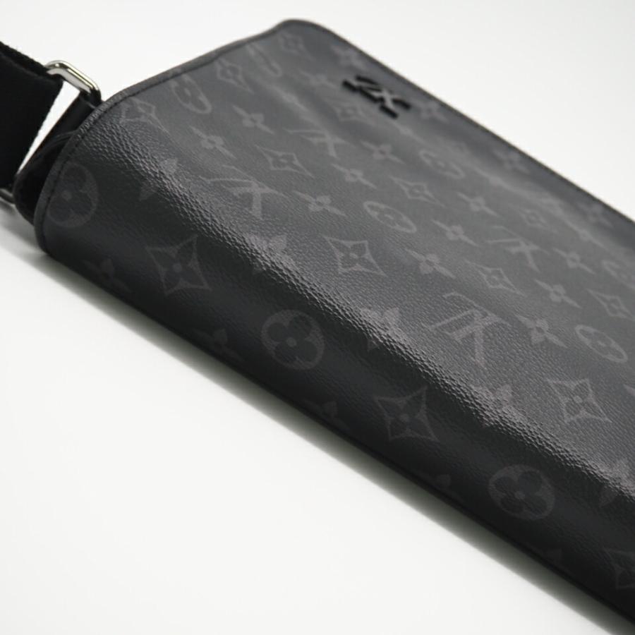 ★3日以内返品可★ LOUIS VUITTON ルイ ヴィトン M45272 モノグラム エクリプス ディストリクト PM NV2 ブラック ショルダーバッグ 美品 LOUIS VUITTON（ルイ・ヴィトン） ☆3日以内返品可☆ ルイ ヴィトン