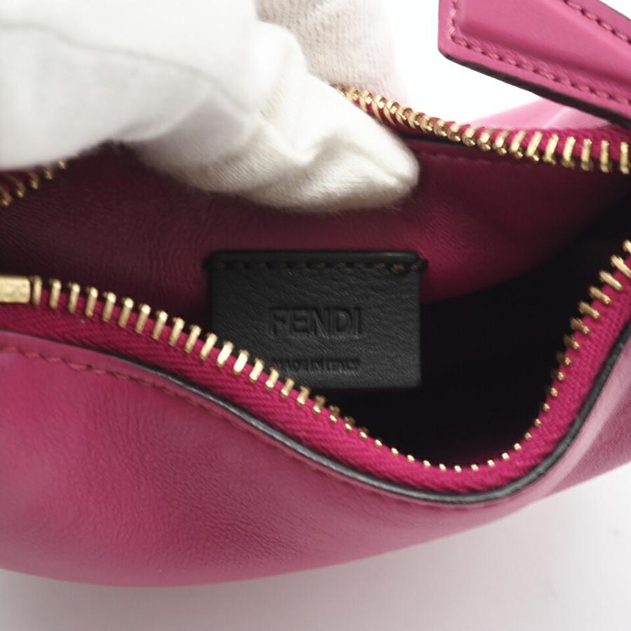 FENDI（フェンディ） ☆3日以内返品可☆ 7AS089 ナノ フェンディ