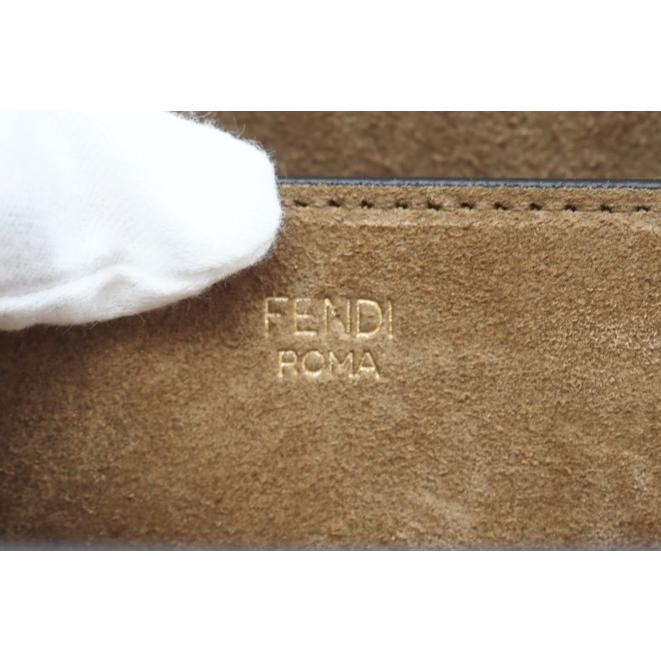 ☆安心の3大保証☆ ABランク ≪FENDI フェンディ/ショルダーバッグ