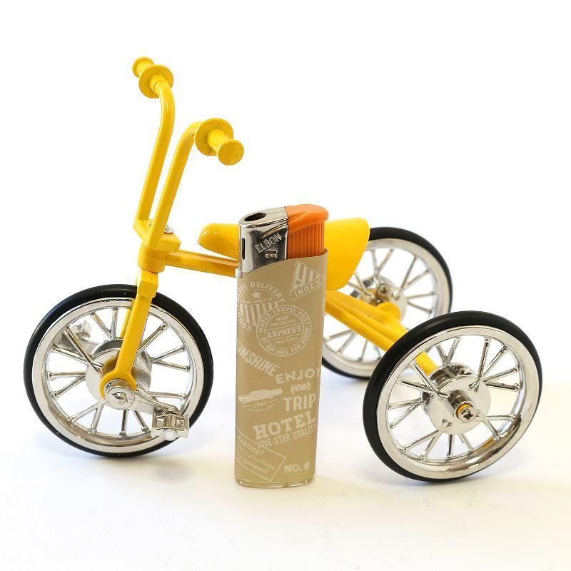 三輪車 三輪車モチーフ ミニチュア三輪車 可動式 昔ながらの三輪車模型