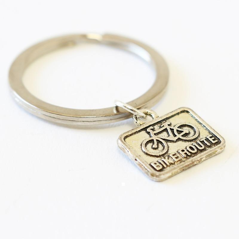 自転車 キーホルダー おしゃれ メンズ レディース キーリング 小さめ かわいい 自転車モチーフ ロードバイク プレート バッグチャム F0367 Bicycle Gift 通販 Yahoo ショッピング