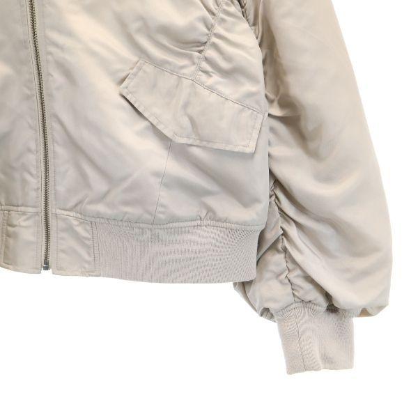 ジーユー Ma 1風 中綿 ナイロンジャケット M ベージュ Gu ジップブルゾン レディース 古着 Bof Fre Whj Big 2nd 通販 Yahoo ショッピング