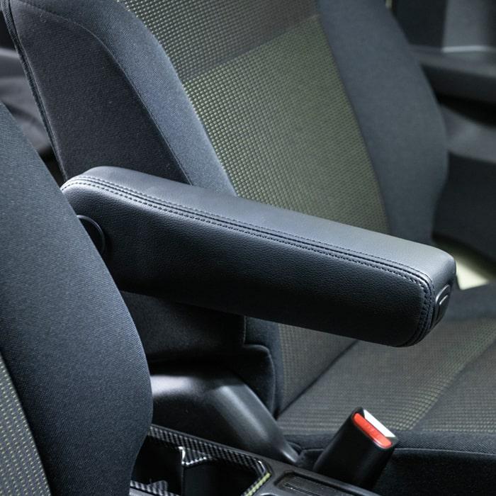 ［片側］ジムニー アームレスト 耐摩耗 高級合皮 角度調整可能 JB64/JB74｜アームレスト ジムニー 新型