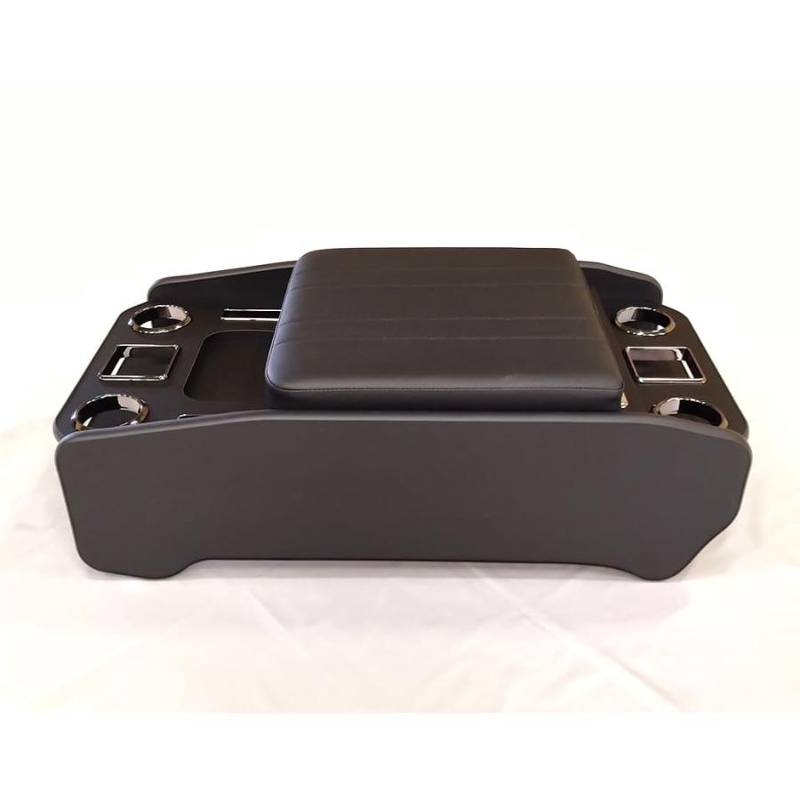 ハイエース ☆［ワイド・ブラック］ハイエースセンター