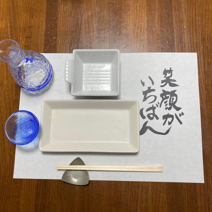 ランチョンマット 抗菌紙 使い捨て 衛生的 シンプル 清潔 便利 B4 100