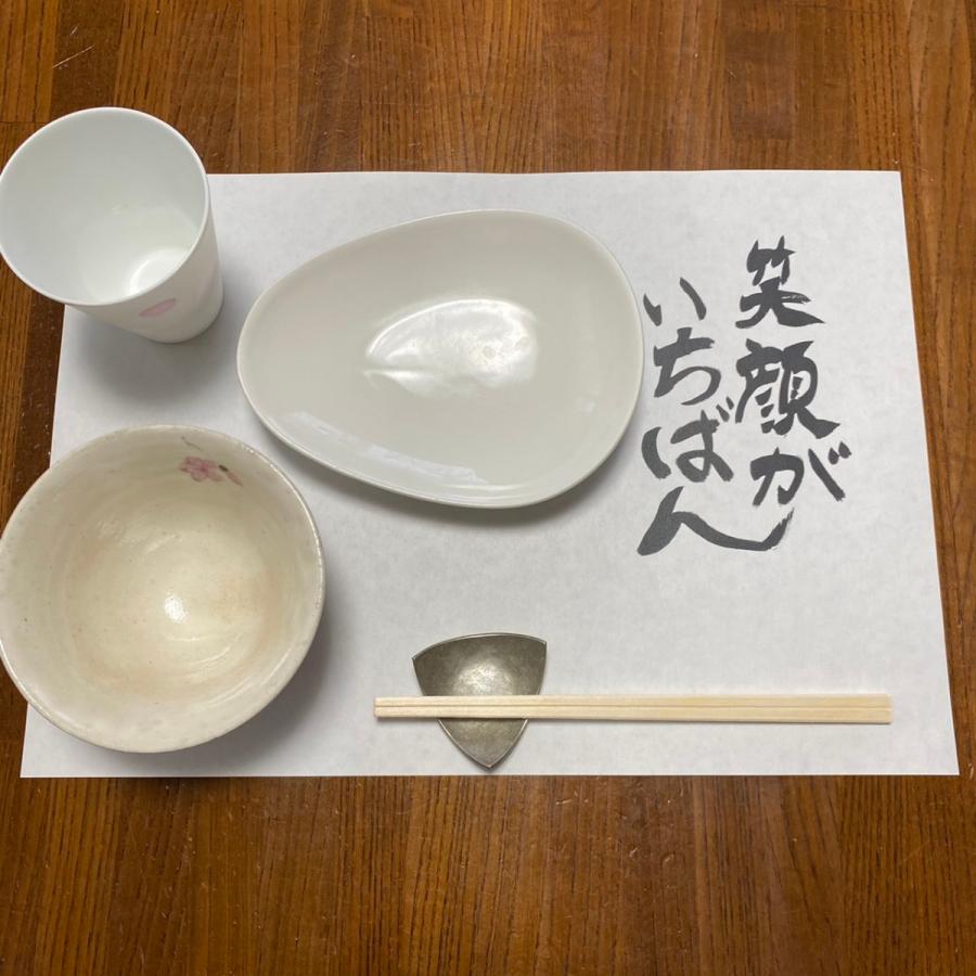 ランチョンマット 抗菌紙 使い捨て 衛生的 シンプル 清潔 便利 B4 50枚