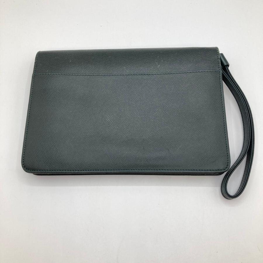 LOUIS VUITTON（ルイ・ヴィトン） タイガ ポシェット・クラド セカンド